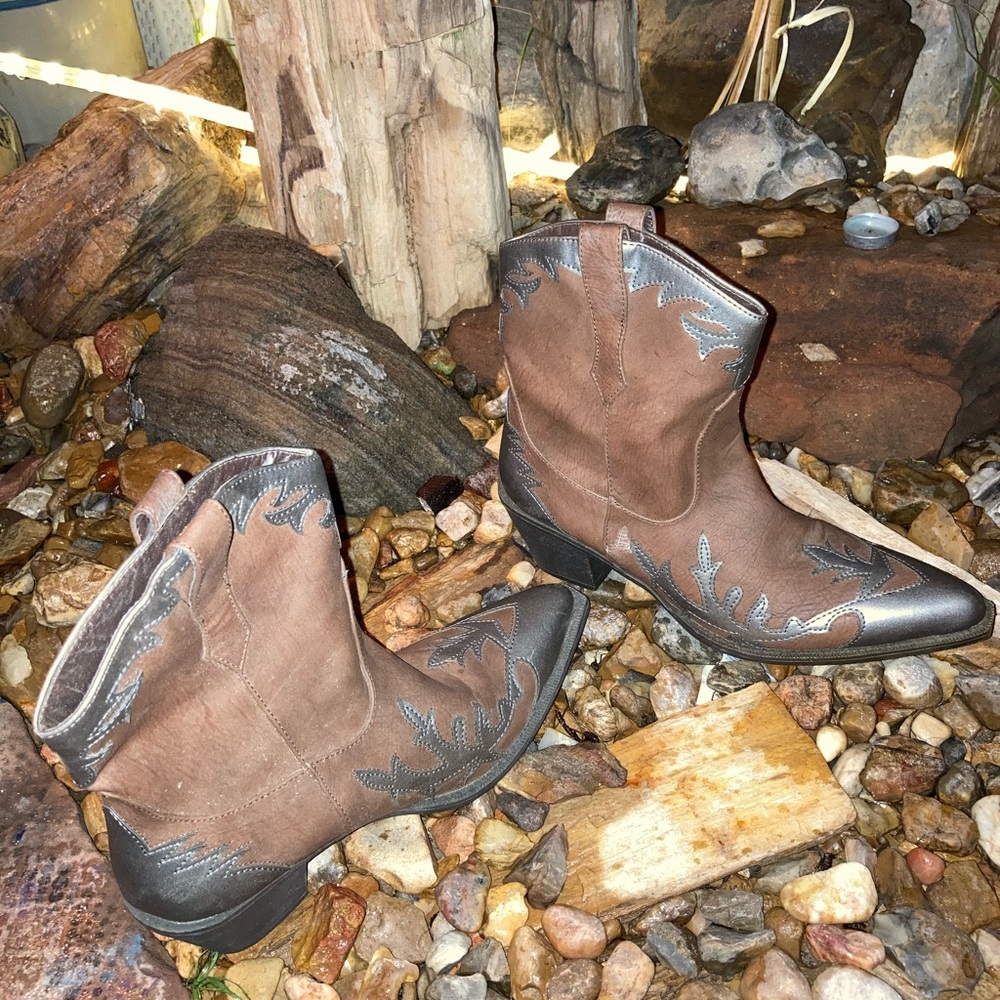 Ankle cowboy boots